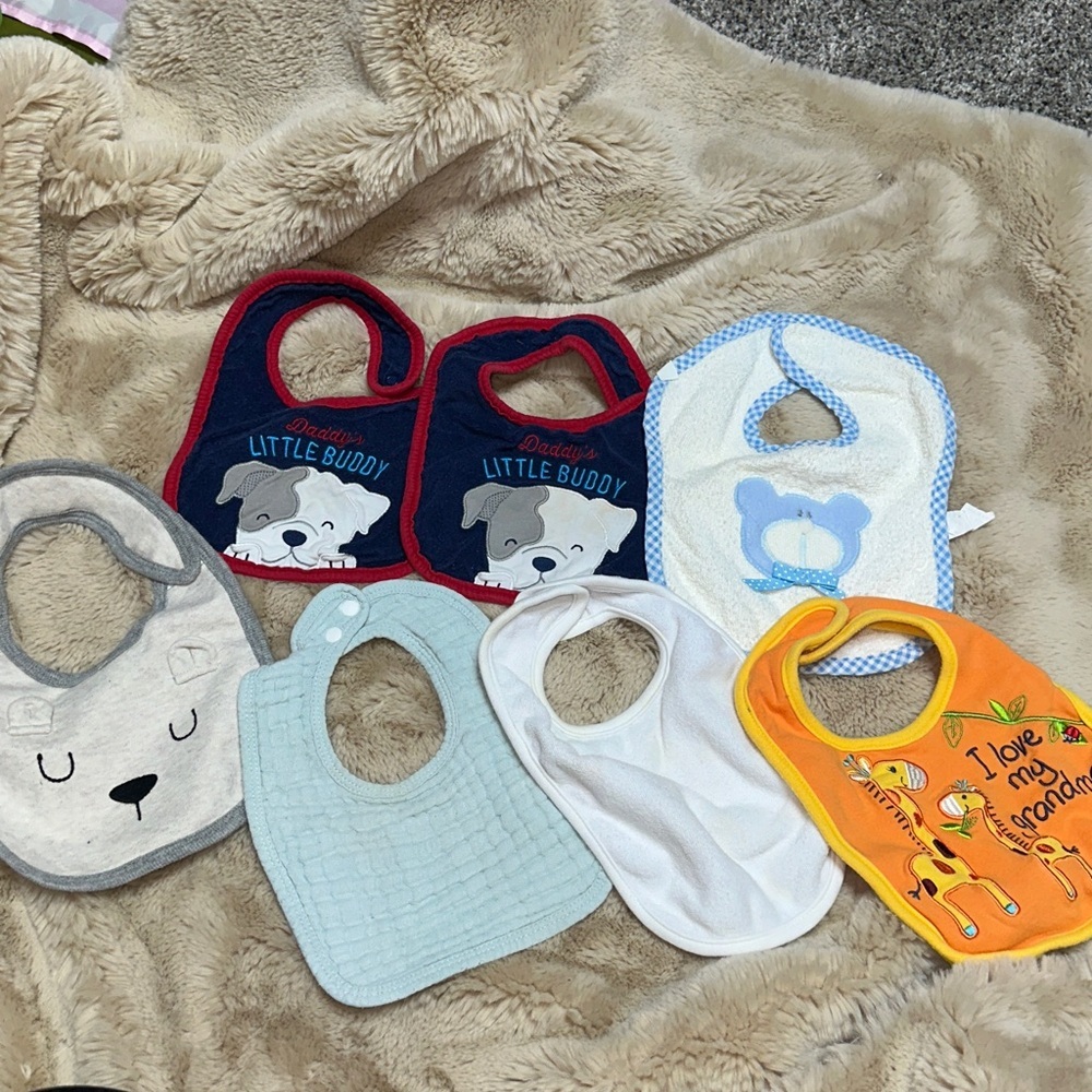41 Baby bibs - Picture 4 of 8